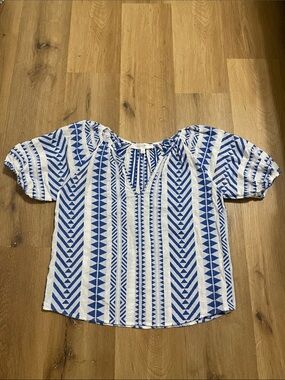 Chelsea & Theodore Blue and White Geometric Peasant Blouse